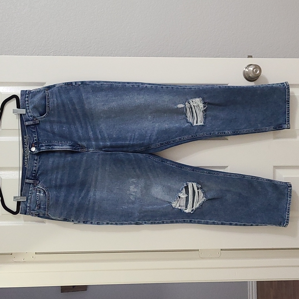 American Eagle Women's Mom Jean